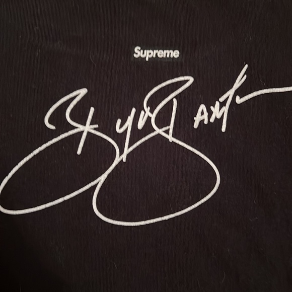 Supreme - Picture 2 of 2